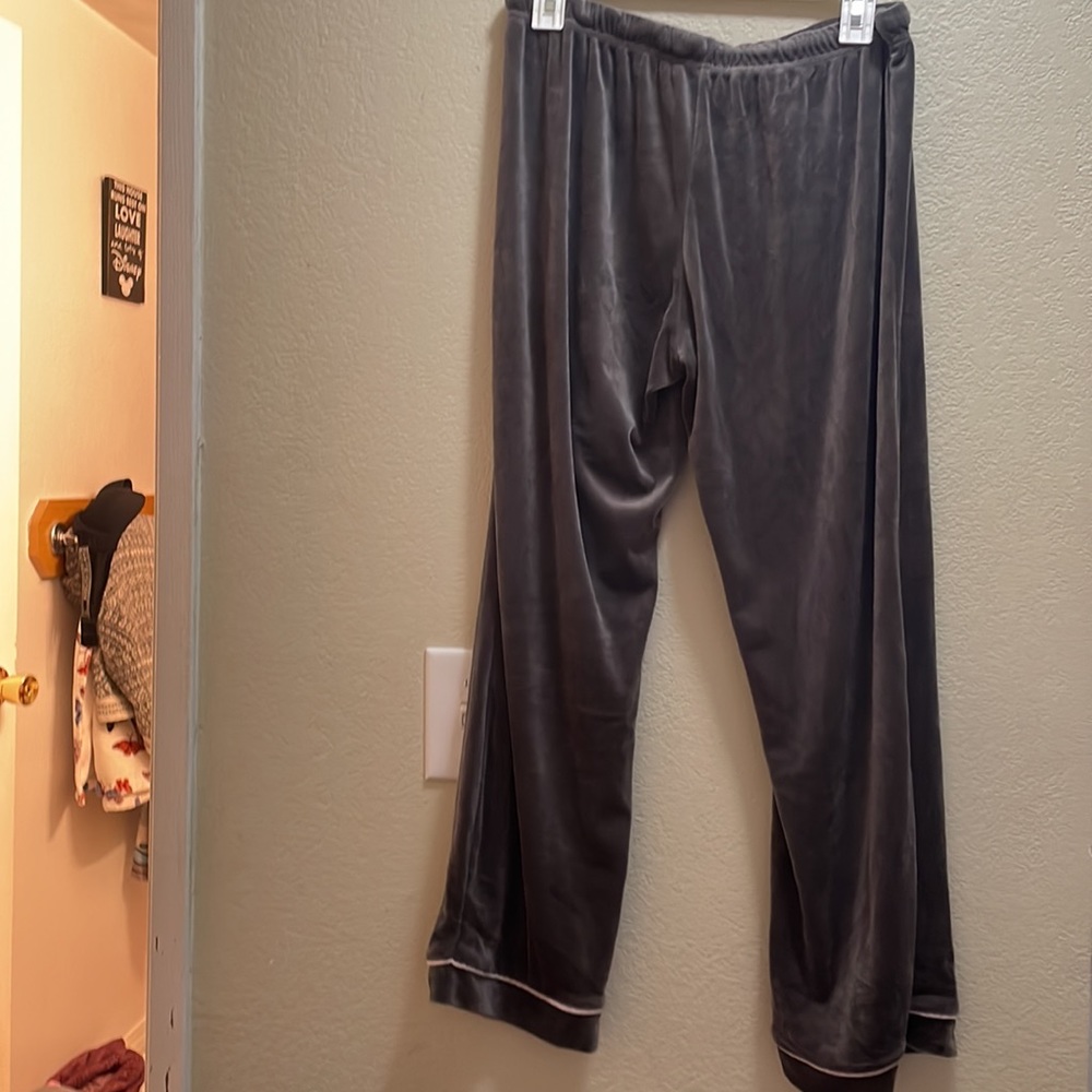 Söfft Pajama Set - Picture 7 of 11